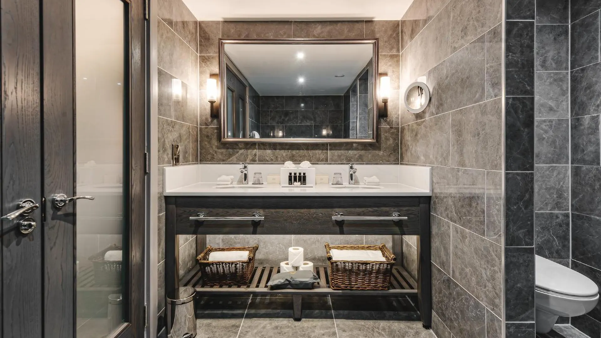 Dakota Edinburgh Hotel South Queensferry 4*,  United Kingdom