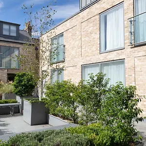 Citystay - Midsummer Mews CBG