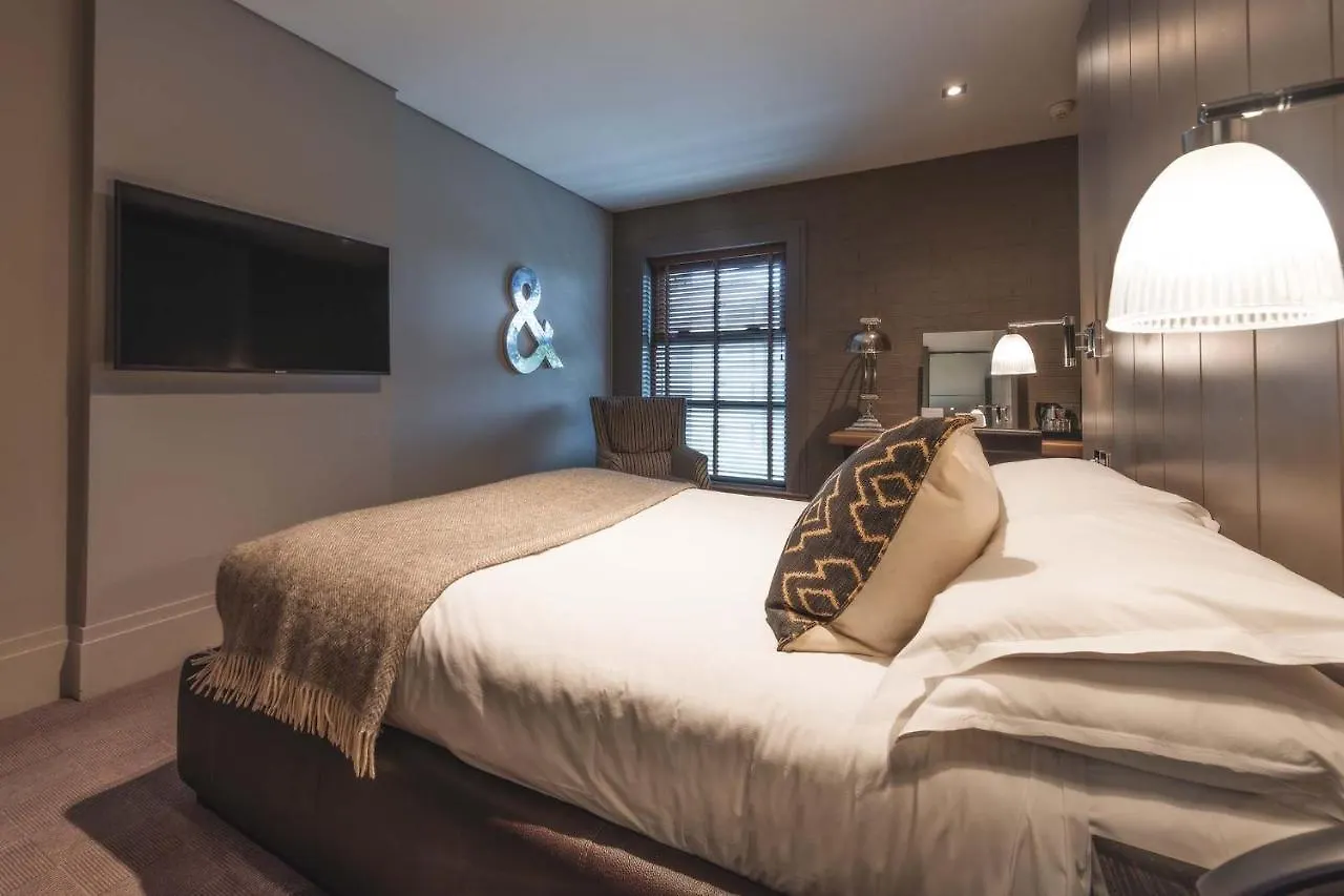 Dakota Edinburgh Hotel South Queensferry 4*,